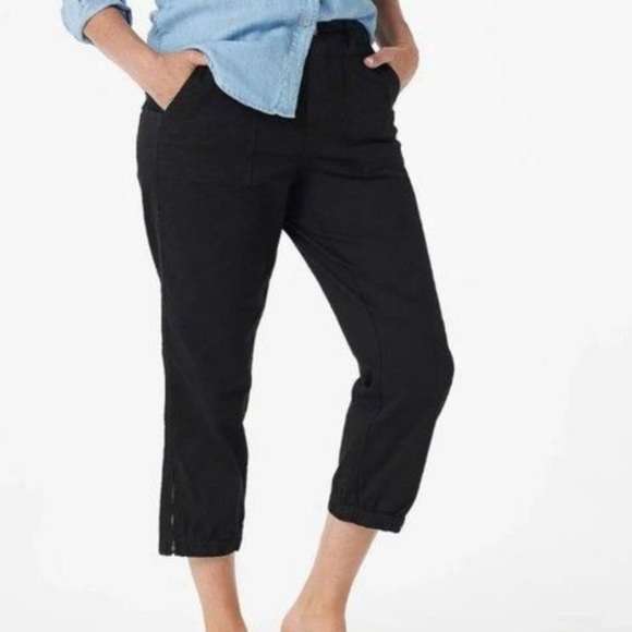 Women’s Size 6 Lisa Rinna Cropped Pants with Side Zipper - Picture 1 of 15